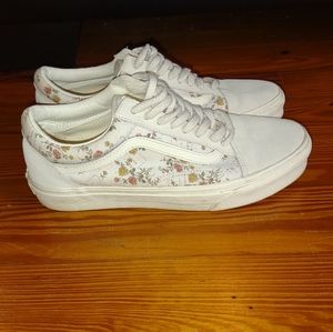 Floral vans